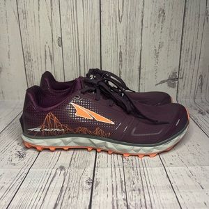 Altra Superior 4 Women's Size 10 Trail Running Shoes Plum Coral Gaiter Trap EUC